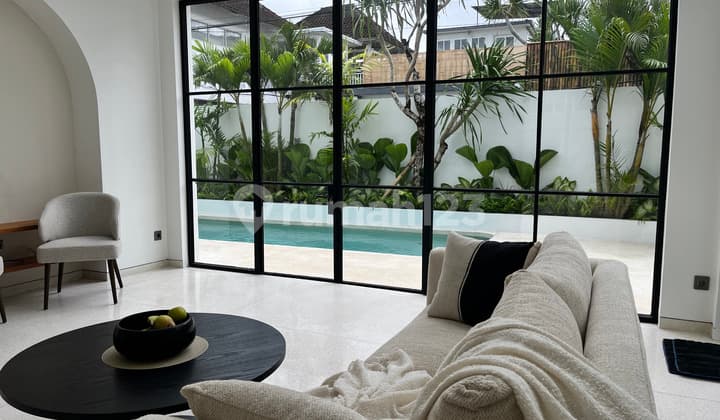 Villa yang Luas dan Cerah di Area Canggu