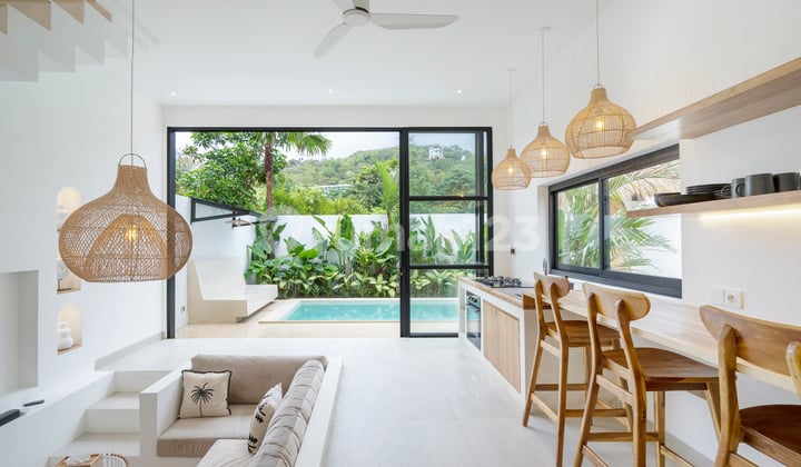 Villa dengan Kolam Renang Pribadi di Bukit