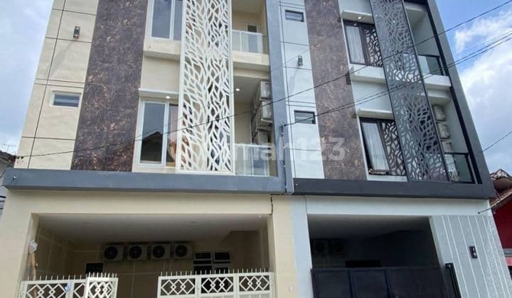 Rumah Kost Exclusivelokasi Premium Jalan Kaki ke Kampus Brawijaya Suhat , Kota Malang (Full Furnish - Terima Jadi Siap Huni)