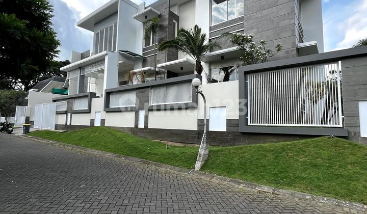 *Rumah Mewah Hook Permata Jingga Suhat* *M.a.l.a.n.g*