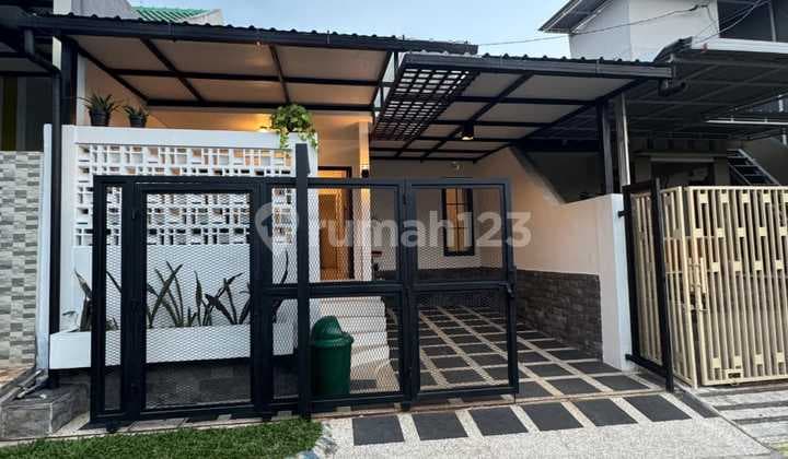 Rumah Minimalis Terawat Oma View Malang
