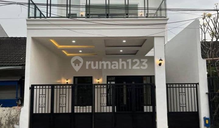 Dijual Rumah Baru Modern American Classic Lokasi Sawojajar 1 , Kota Malang
