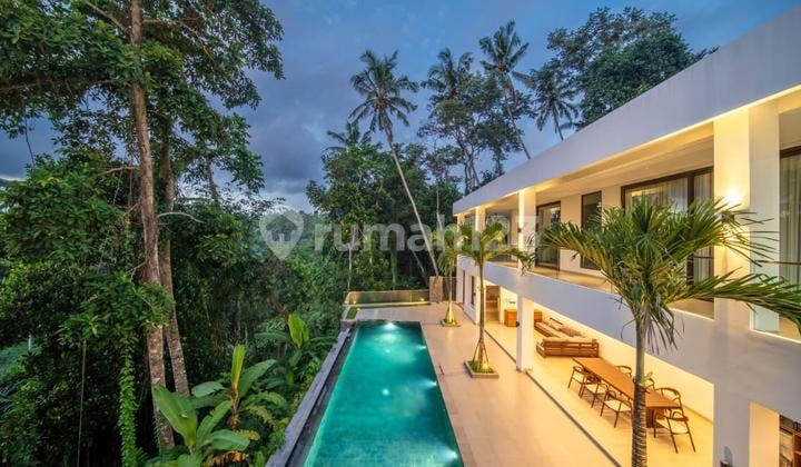 Modern Luxury 4 BR Villa with Gym, Private Sauna Facilities in Ubud Bali