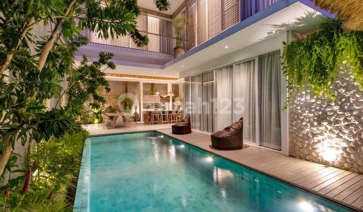 3 Units Villa Komplek 8 KT SHM Dekat Alila Seminyak Petitenget Bali