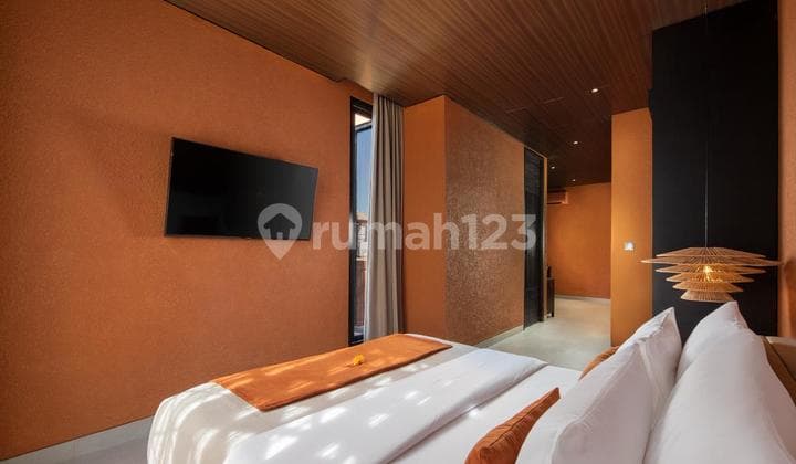 Villa Modern 3 Lantai di Canggu Dekat Pantai Batu Bolong Bali