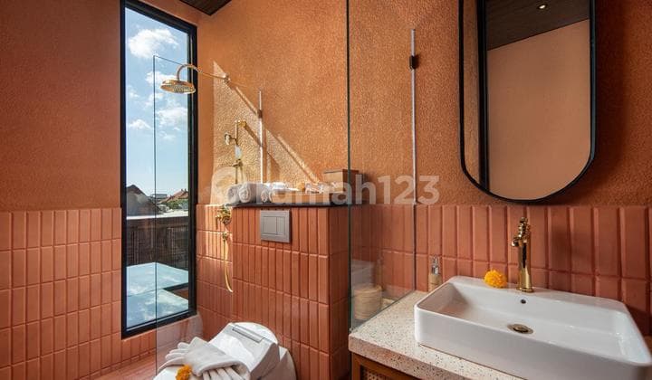 Villa Modern 3 Lantai di Canggu Dekat Pantai Batu Bolong Bali