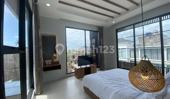 Villa Modern 3 KT SHM bisa KPR Dekat Pantai Pererenan Canggu Bali