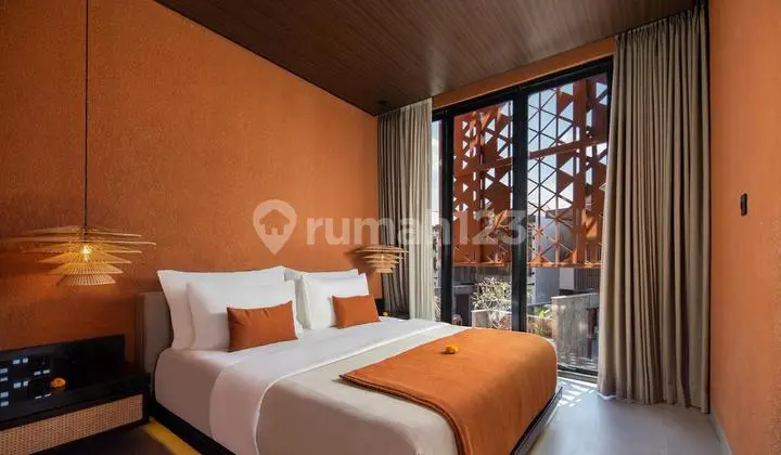 Villa Modern 3 Lantai di Canggu Dekat Pantai Batu Bolong Bali