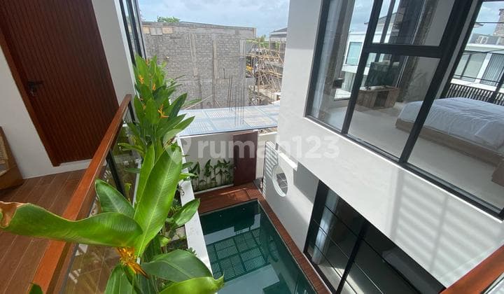 Villa Modern 3 KT SHM bisa KPR Dekat Pantai Pererenan Canggu Bali