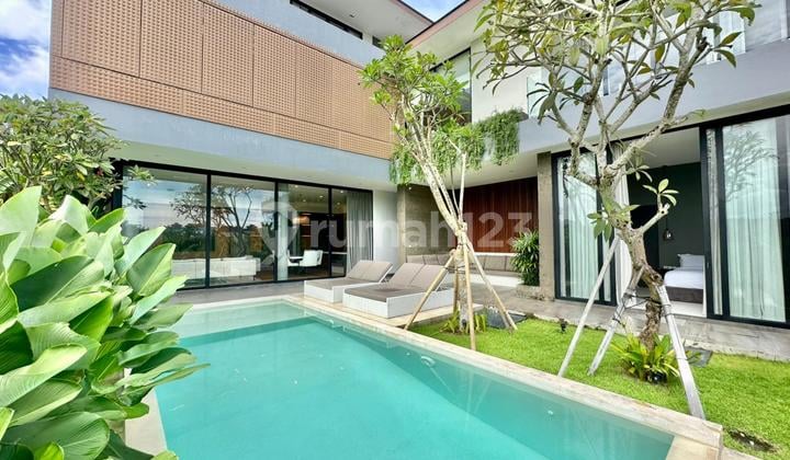 Villa Mewah 4 KT SHM View Sawah Dekat Finns di Berawa Canggu Bali