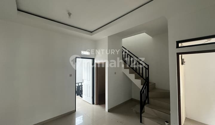 Rumah 2 Lantai Siap Huni Dekat Ikea Kota Baru Parahyangan