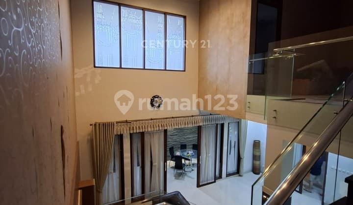 Rumah 2 Lantai di Batununggal Full Furnished Baru Renovasi