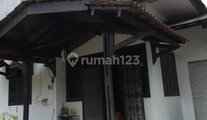 Dijual.!!! Rumah, 2 Lantai, SHM, Kemayoran