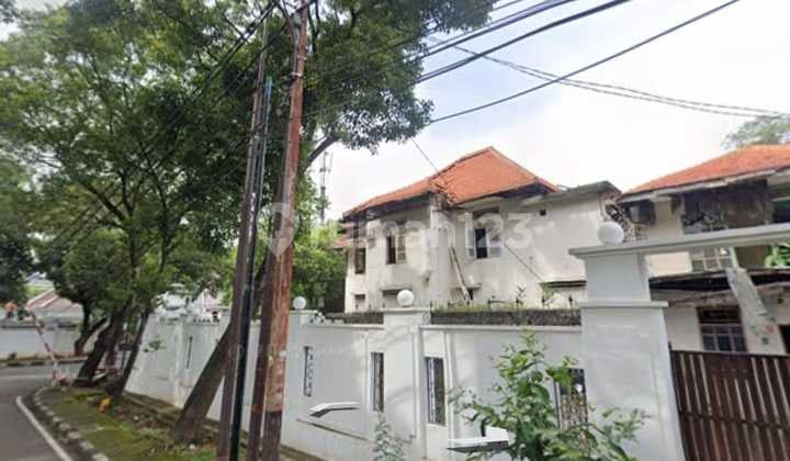 Rumah, 1 Lantai, SHM, di Menteng,