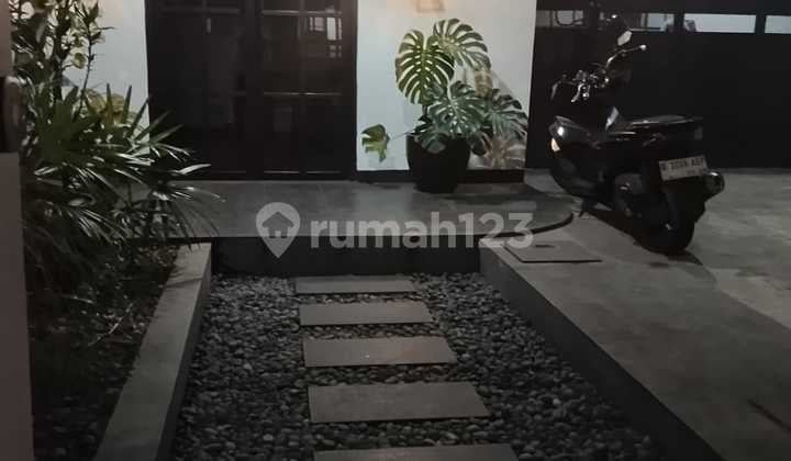 Rumah Siap Huni D Tengah Pusat Kota Bandung