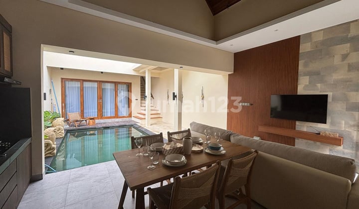For Sale: Ground Floor Villa in Full Villa Area, Buduk, near Canggu
