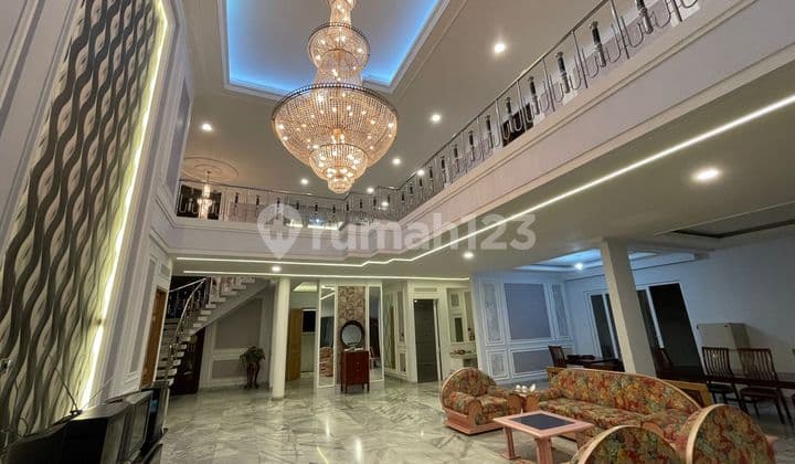 Dijual Rumah American Classic Style Lokasi Strategis Gatsu Denpasar