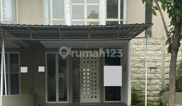 Disewakan Rumah Cantik 2 Lantai Unfurnished The Greenlake Citraland Surabaya Barat
