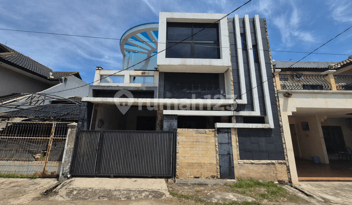 Rumah dengan Harga Miring di Kawasan Pondok Gede