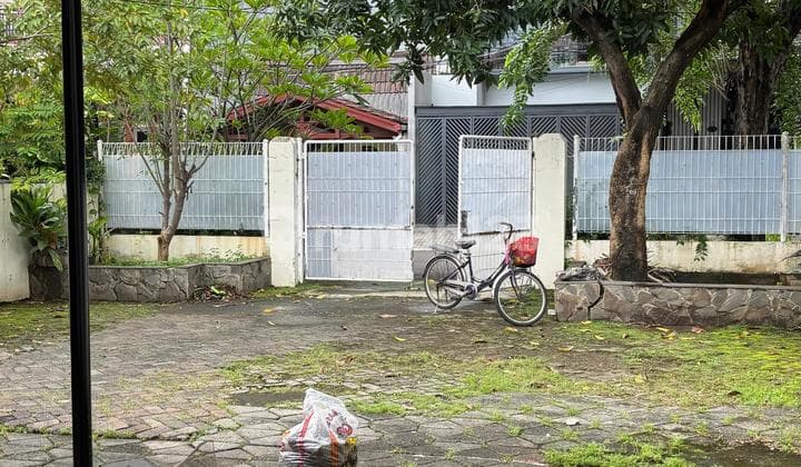 Rumah di Sunter 10X30m2.cocok untuk Gudang Online
