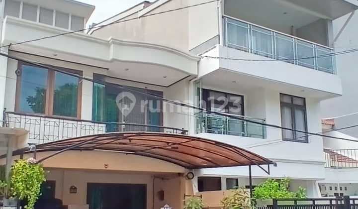 Rumah di Kelapa Gading6x17m2.pelepah Elok.hadap Timur