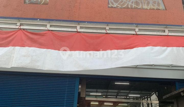 Disewakan Gedung 4 Lantai di Kawasan Komersialndok Pinang