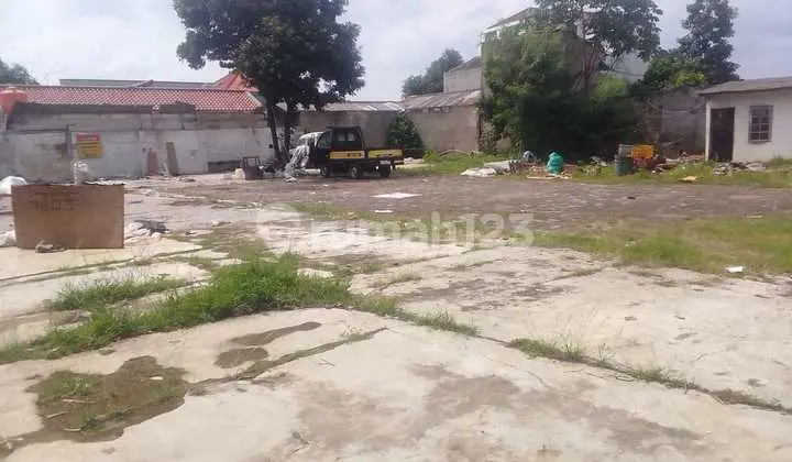 Di Sewakan Tanah Luasdi Area Komersil
