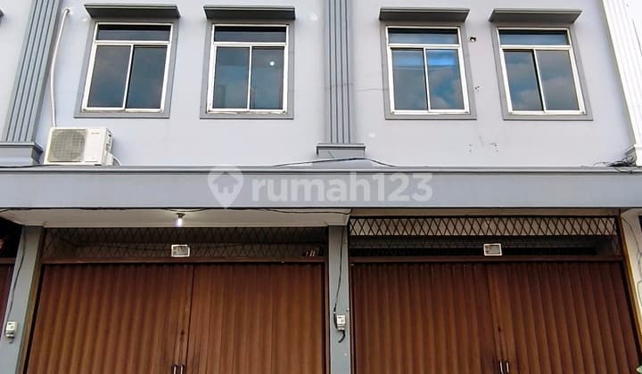 3-Storey Kedoya Shop House, Ready to Use, 1 Unit Remaining