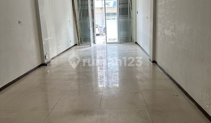 Ruko Siap Pakai di Kawasan Perdagangan