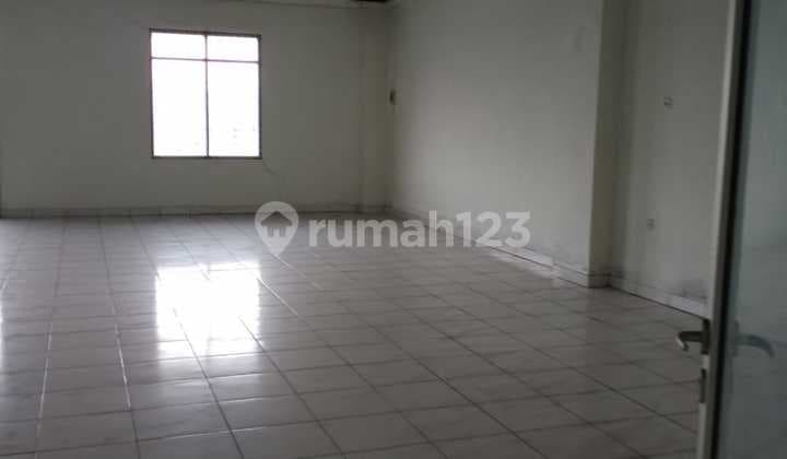 2 Connecting Shop Houses in East Semarang