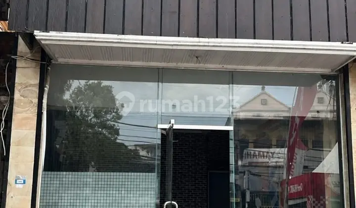 Strategic 2-Storey Shophouse at Wr Supratman Kesiman Denpasar Near Renon