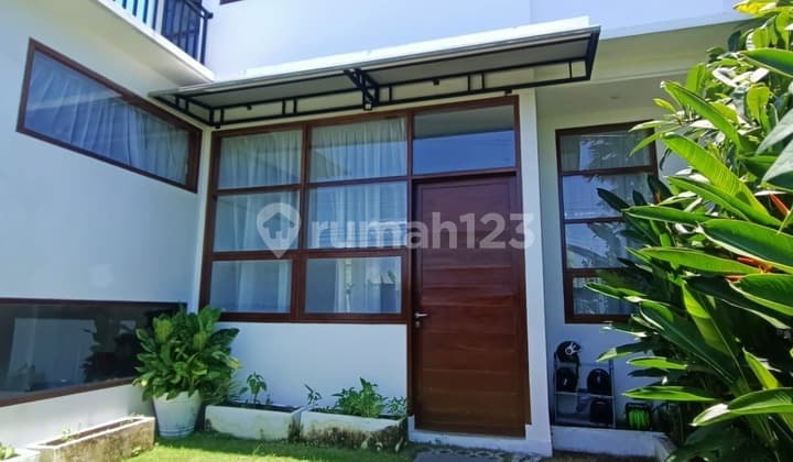 Private Villa Fully Furnished Rice Field View Buduk Location Near Canggu
