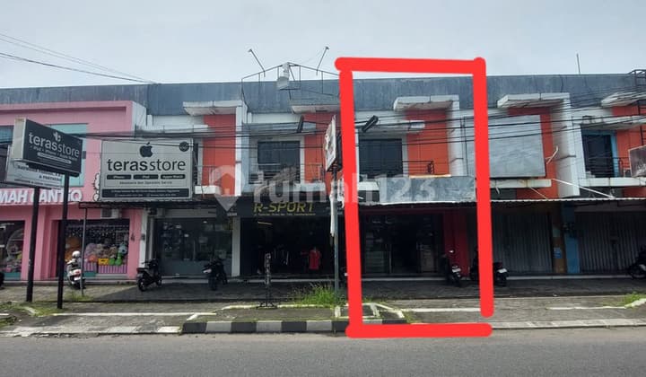 Dijual Ruko 2 Lantai Lokasi Strategis di Area Condong Catur - Depok Sleman