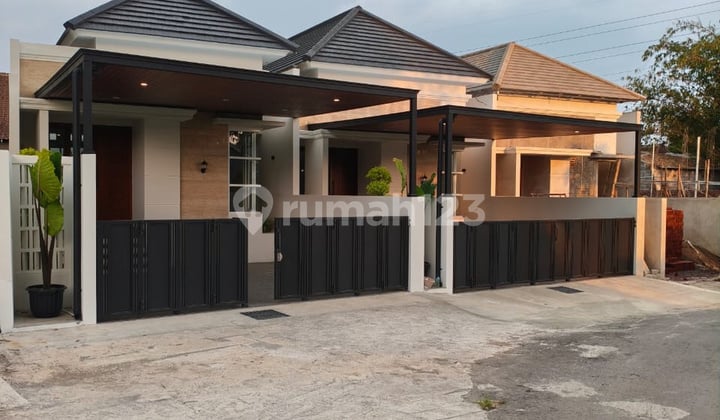 Ready-to-Occupy House in Strategic Location Near UII Campus Ngaglik Sleman