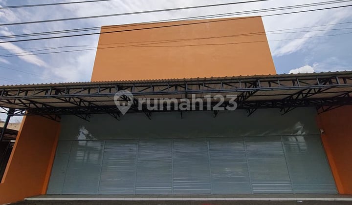 Commercial Space in a Strategic Location on Magelang - Semarang Main Road, Secang - Magelang City