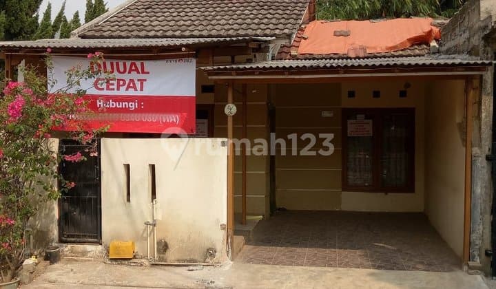 Rumah Cantik Deket Stasiun Cisauk