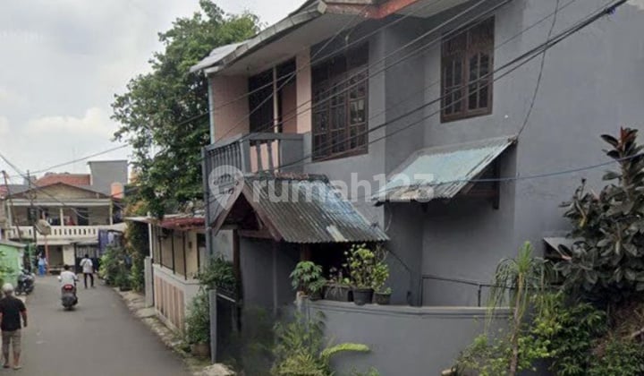 Dijual Cepat Rumah Hook di Kampung Baru Pesanggrahan