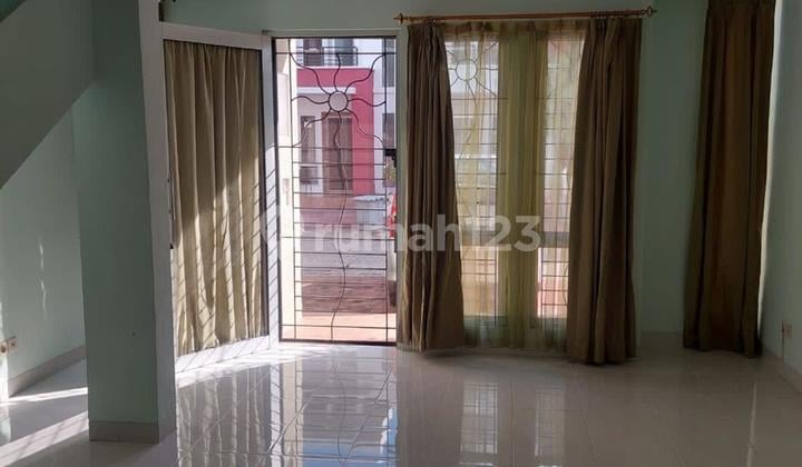 Disewakan Rumah Cluster Opal Selatan 2 Lantai di Serpong
