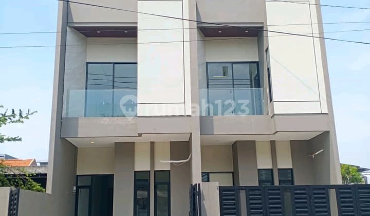 Dijual Rumah Baru 2 Lantai Tenggilis Mejoyo 1,5M LT 90 LB 145 Hunian Modern Koridor Ubaya Transmart Rev.a249