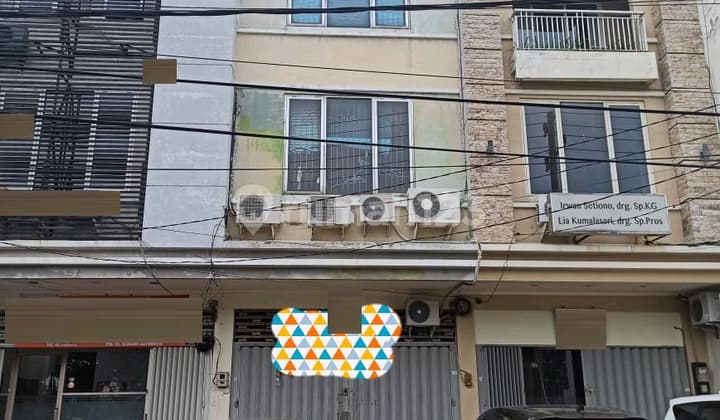 Dijual Ruko 3 Lantai Manyar Tirtoyoso Sukolilo LT 97M² 2,6M Pinggir Jalan Raya Dekat Raya Merr Ron.a114