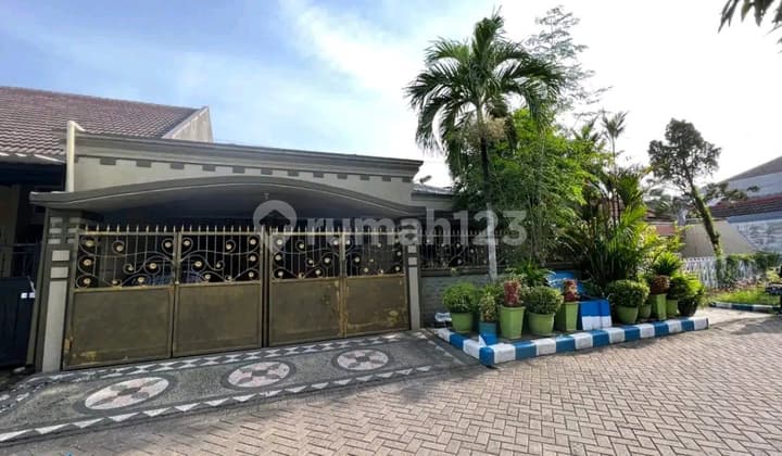 Rumah Dijual Pondok Tjandra Palem Selatan 2,4M LT 240M² LB 290M² Dekat Tol Waru & Surabaya