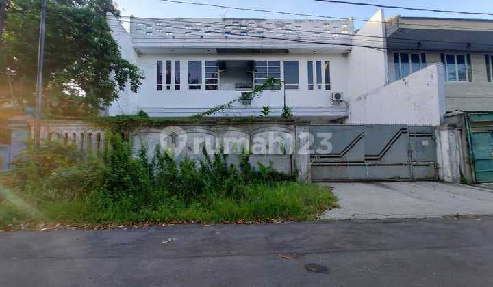 Rumah Dijual 3 Lantai Rungkut Asri 9M Hunian Mewah Koridor Merr dan Tol Tambak Sumur Rev.a415