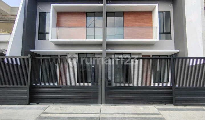 Rumah Dijual Baru 2 Lantai Pakuwon City Mulyorejo 2,6M LT 104 LB 130 4+1Kt SHM Hunian Modern Rev.a326