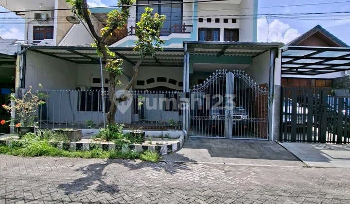 Dijual Rumah 2 Lantai Manyar Rejo Sukolilo 3,3M LT 250M2 KT 6 Hunian Keluarga Area Tenang dan Mapan Ron.a2989