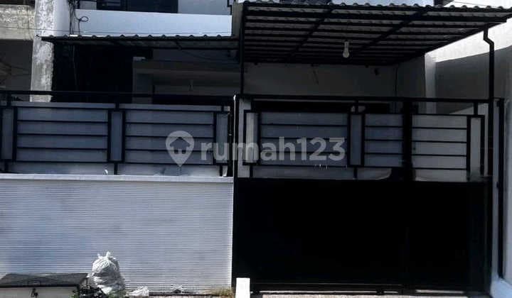 2-Storey House for Sale at Pantai Mentari Kenjeran, 1.5M SHM, 4 Bedrooms, 1 Carport, Well-Maintained House, Ric.a075d