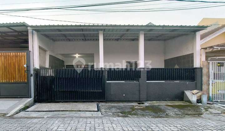 For Rent: Rumah Wiguna, Gunung Anyar, Merr, UPN, East Surabaya - Minimum 2 Years. Rev.a507