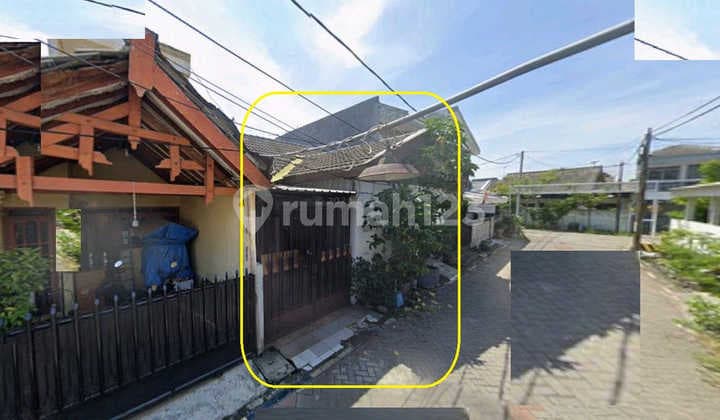 Rumah Dijual Pondok Tjandra Belimbing 3,2M LT 256M² LB 299M² Dekat Tol Waru & Surabaya