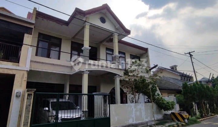 House for Sale Pondok Tjandra Jambu 2.3B, Land Area 180m² Building Area 260m² Near Waru Toll & Surabaya