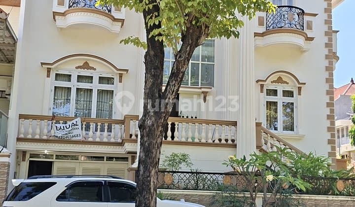 SHM, di Citraland, 2 Lantai, Selangkah ke Gwalk