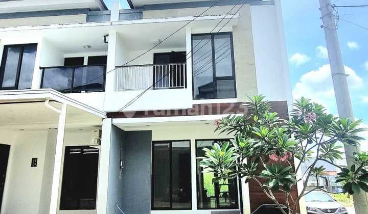 Rumah 2 Lantai Strategis Dekat Bintaro Sektor V||